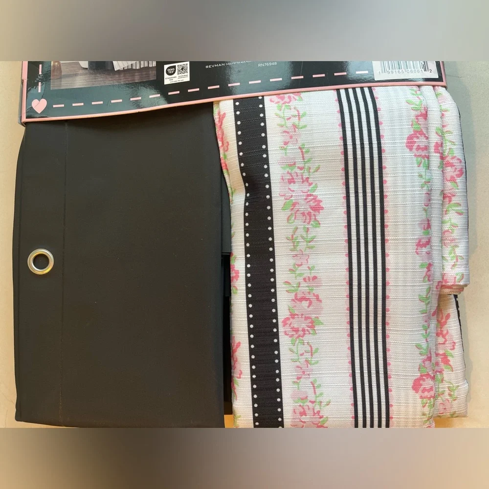 Betsey Johnson Black and Pink Flower Roses Shower Curtain Set